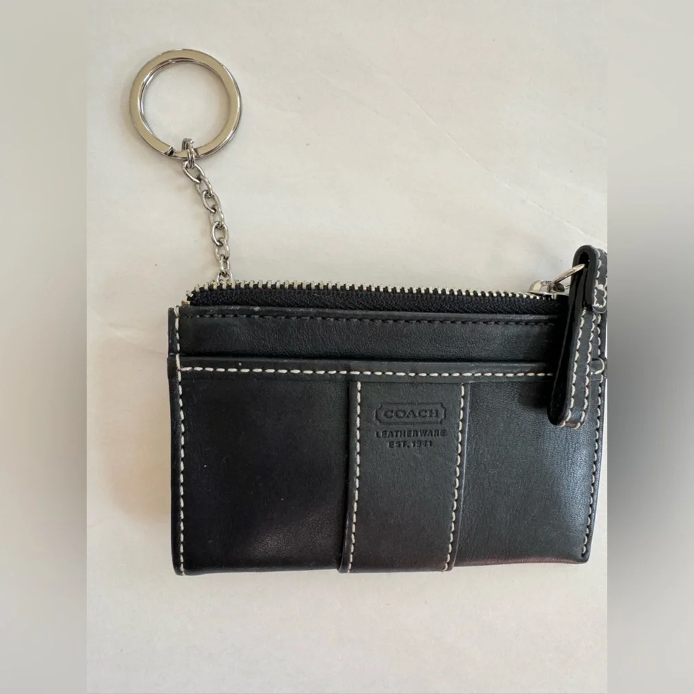 Coach Black Leather Cardholder EUC Keychain Zip Wallet Mini Skinny Card … - Picture 2 of 9
